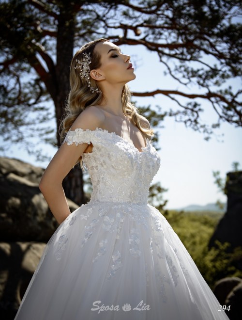 https://www.sposa-lia.com/images/stories/virtuemart/product/294      (2).jpg